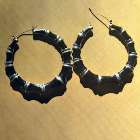 Medium size bamboo section earrings Black & Silver Retro Hip Hop Style - Picture 5 of 11